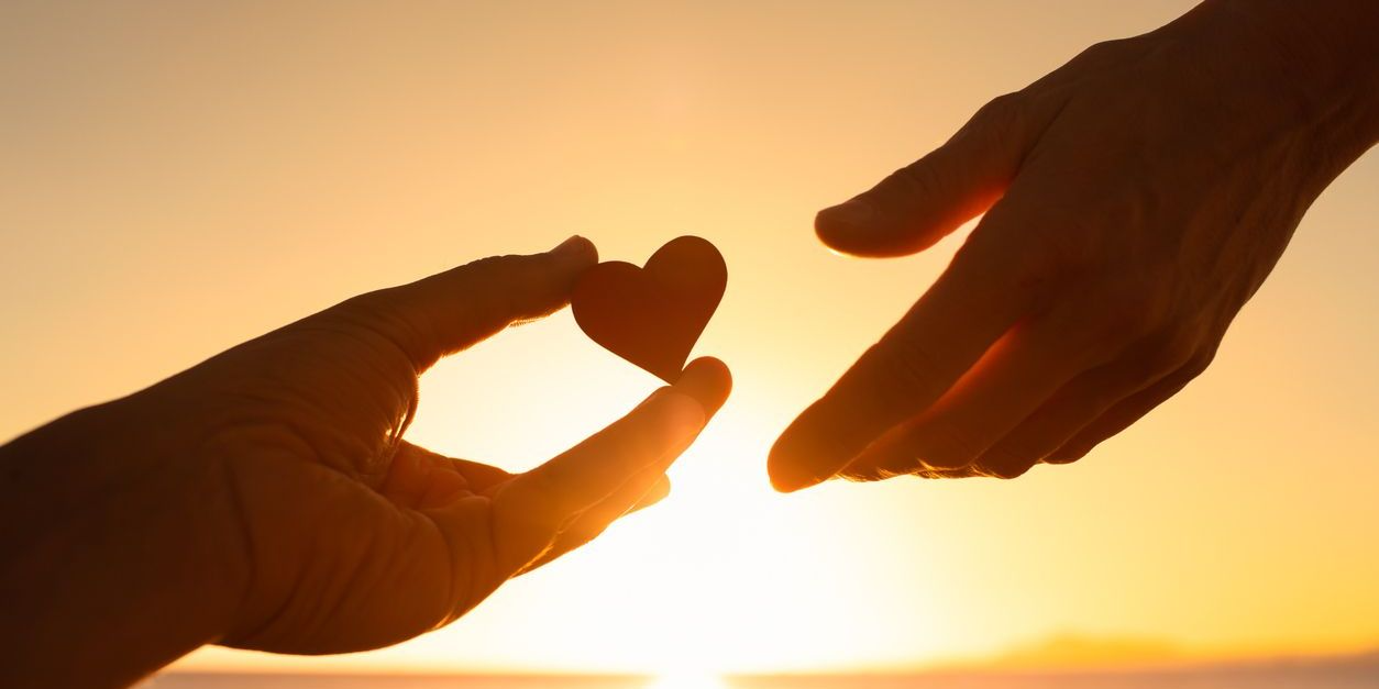 6 Tips for Donating Time, Money, and Goods to Charity Hero Image