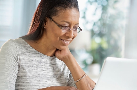 a woman banking online